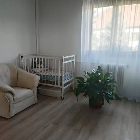 Need In Iii-7 Bed Ap- Cycling Trail * Decin