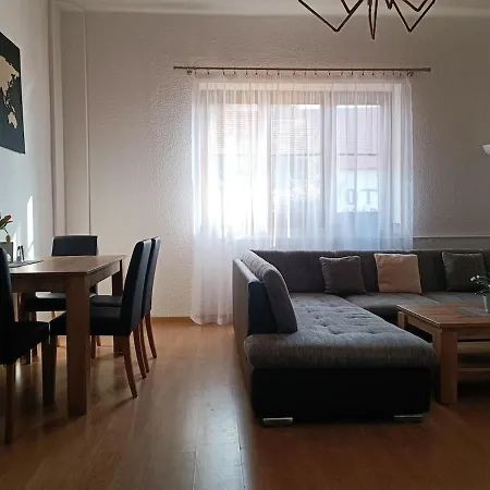 Need In Iii-7 Bed Ap- Cycling Trail Decin