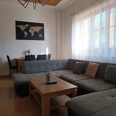 Need In Iii-7 Bed Ap- Cycling Trail * Decin