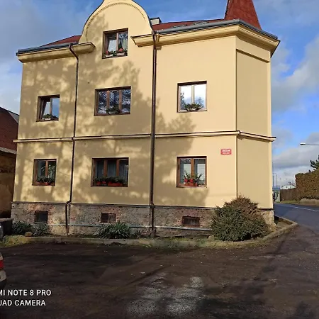 Need In Iii-7 Bed Ap- Cycling Trail Apartment
